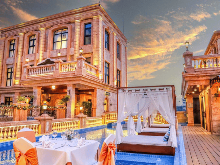 Anik Palace, Phnom Penh