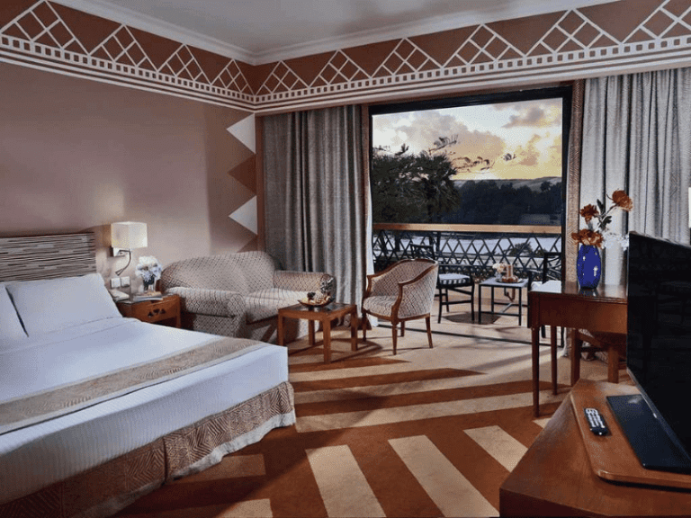 Mövenpick, Aswan